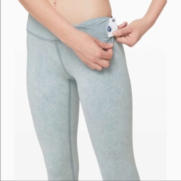 Lululemon Wunder Under High-Rise Tight Snow Washed chambray 28" NWOT size 12 - Picture 3 of 12